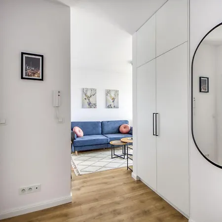 Night Zloty Potok Lotnisko Chopina * Warszawa